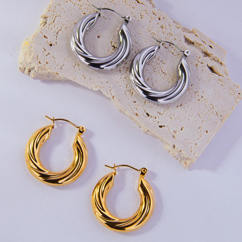 Brincos leves de luxo franceses Hepburn titânio aço torcido grossos design retrô minimalista brincos de anel da moda femininos