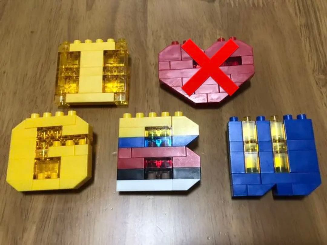 

[Б/В] Ціну знижено GR8 IDEOGARAGE Dia Bloc Значок Lego