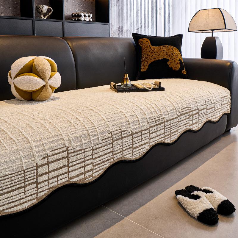Light Luxury Sofa Cover Cloth Thickened Anti Slip High-End Feeling One-Piece Sofa Cushion Cover Autumn And Winter New Style