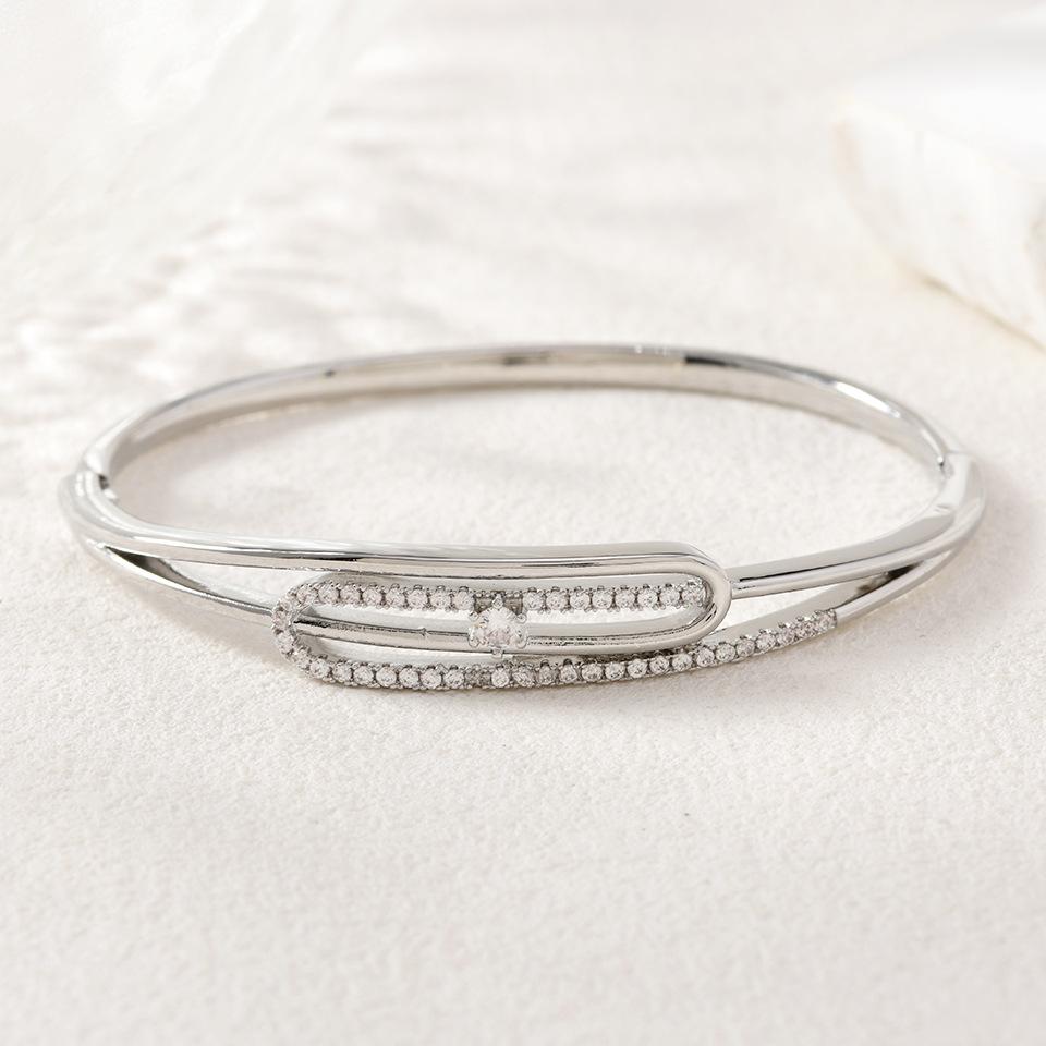 Light Luxury, Fashionable, Hollow Stainless Steel, High-end, Versatile and Versatile Titanium Steel One Size(16-22CM)