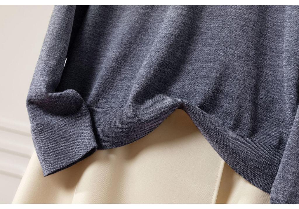 Minimalist Women's Crew Neck Pure Wool Long Sleeve Pullover