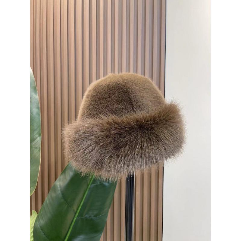 Γυναικείο Χοντρό Χειμωνιάτικο Καπέλο από Τεχνητή Γούνα Μινκ με Προστασία Αυτιών και Κασκόλ