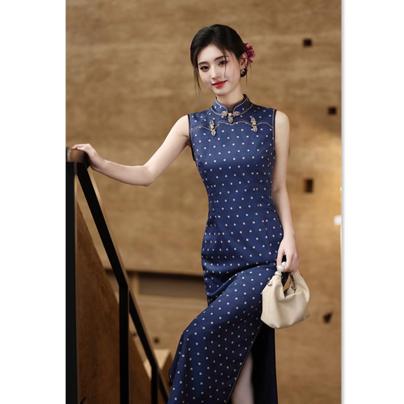 Blue thin Hong Kong style sleeveless new Chinese long polka dot cheongsam improved spring and summer cheongsam new young