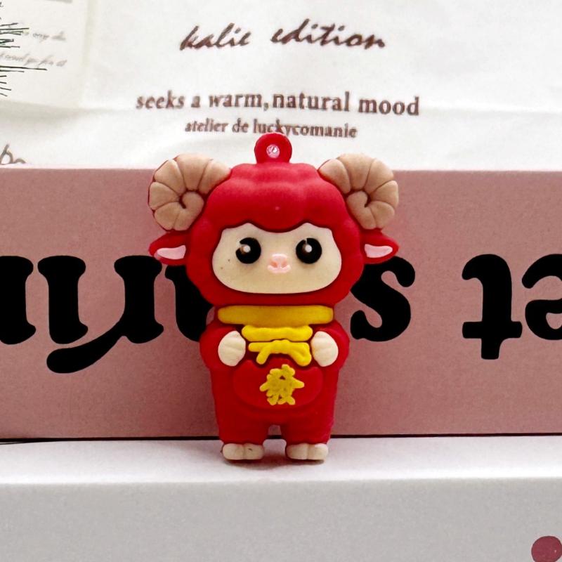 Cute Red Cartoon Sheep Keychain Soft Rubber Pendant Suitable For Christmas Gift Key Organizer Bag Decor
