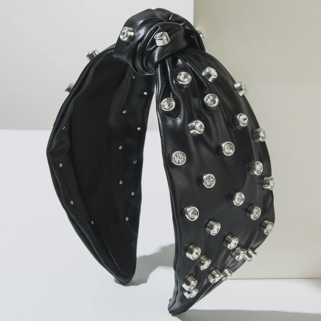 European & American Fashion Leather Headband: Women's Stylish Accessory with Unique Rivet Design for a Luxurious, Sweet, and Cool Look.