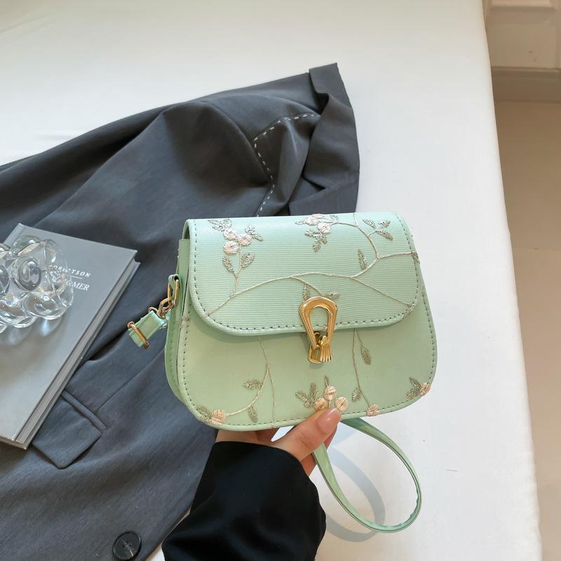 Summer beautiful small square bag new small fresh lace flower sweet bag versatile shoulder messenger bag