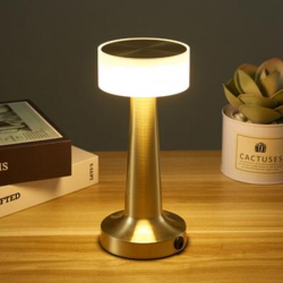 Retro Tischlampe Lmparas De Escritorio Restaurační stolní světla Luxusní barová lampa Led Barové světlo Usb bezdrátový stolek na baterie