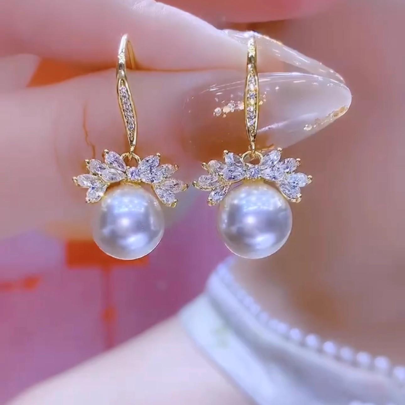 S925 Silver Pearl & Diamond Stud Earrings - Goddess Style & High-End Fashion