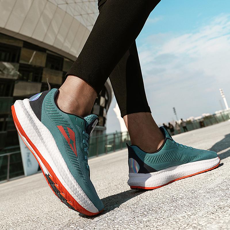 Fashion Trail Running Shoes Non-slip Wear-resistant Thick Sole Breathable Men Women Outdoor Sports Shoes Female Casual Breathable Joggin