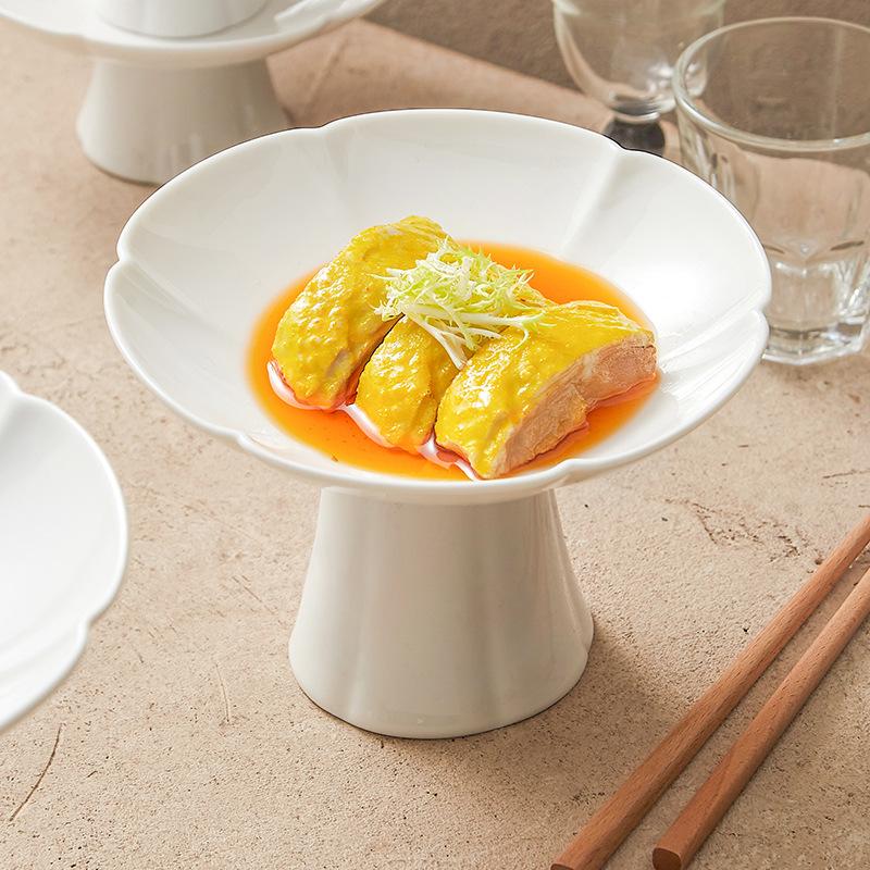 White 5 Inch Ceramic Pedestal Bowl Foot Customized Sustainable Fruit Display Stand Dessert Serving Tray Table Decor Set Parties