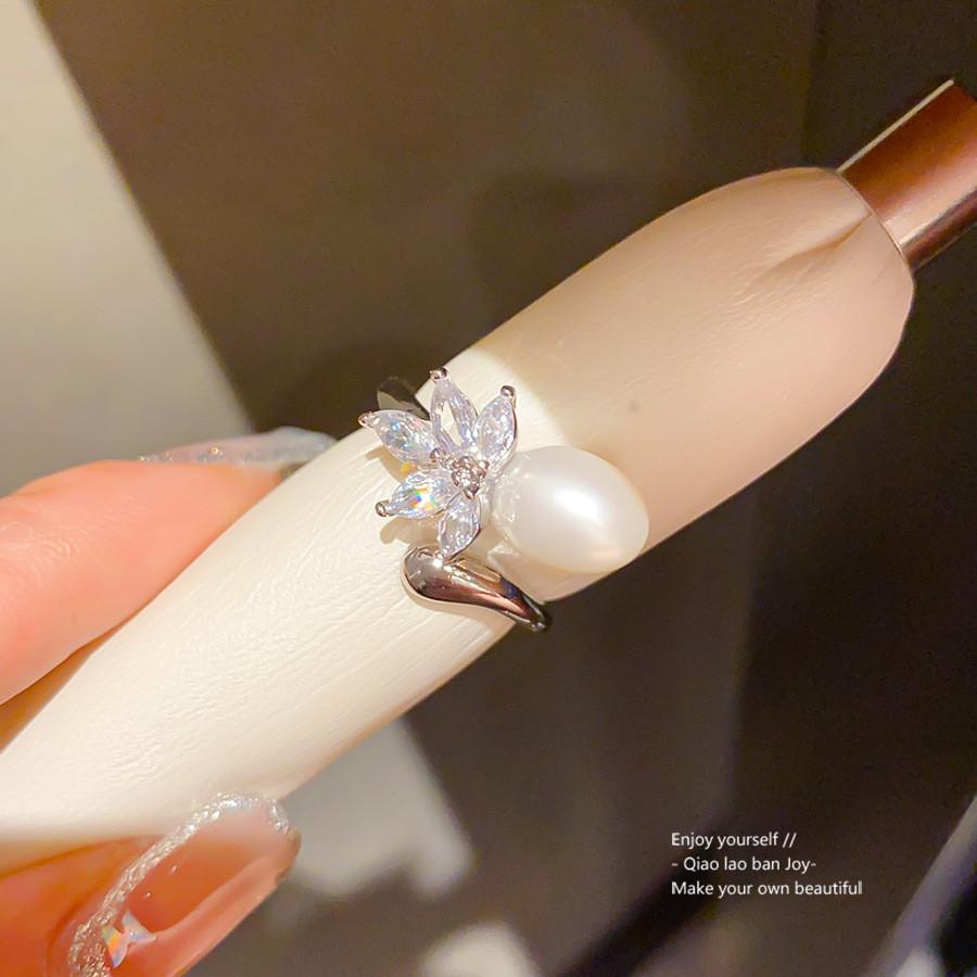 Pearl Leaf Open Ring For Women With Sparkling Crystals Elegant Summer Jewelry