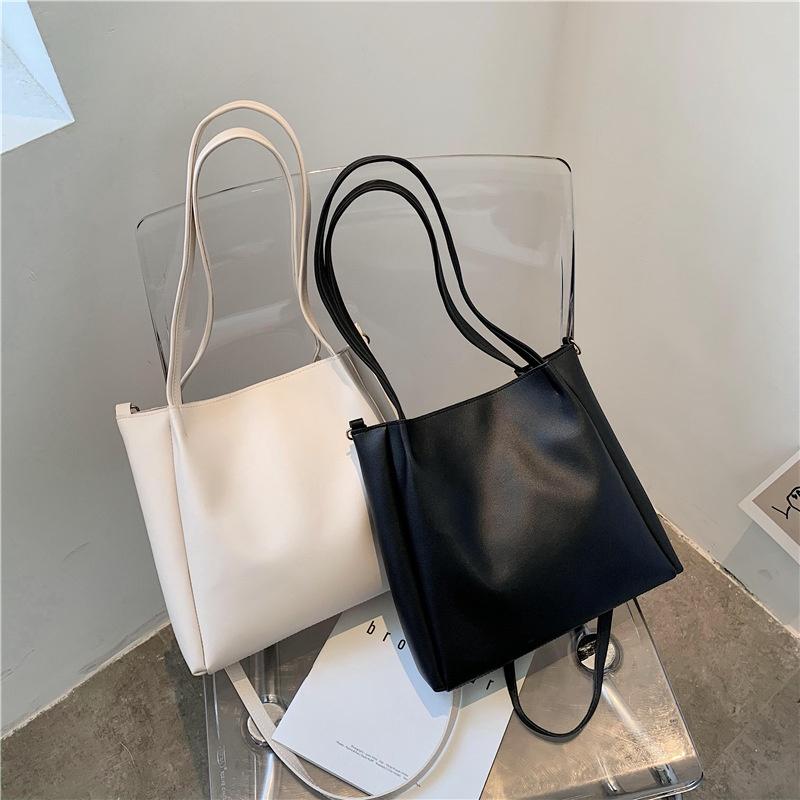 Trendy Women's Shoulder Bag With Large Capacity 2020 New Arrival Korean Style Street Fashion Pu Material