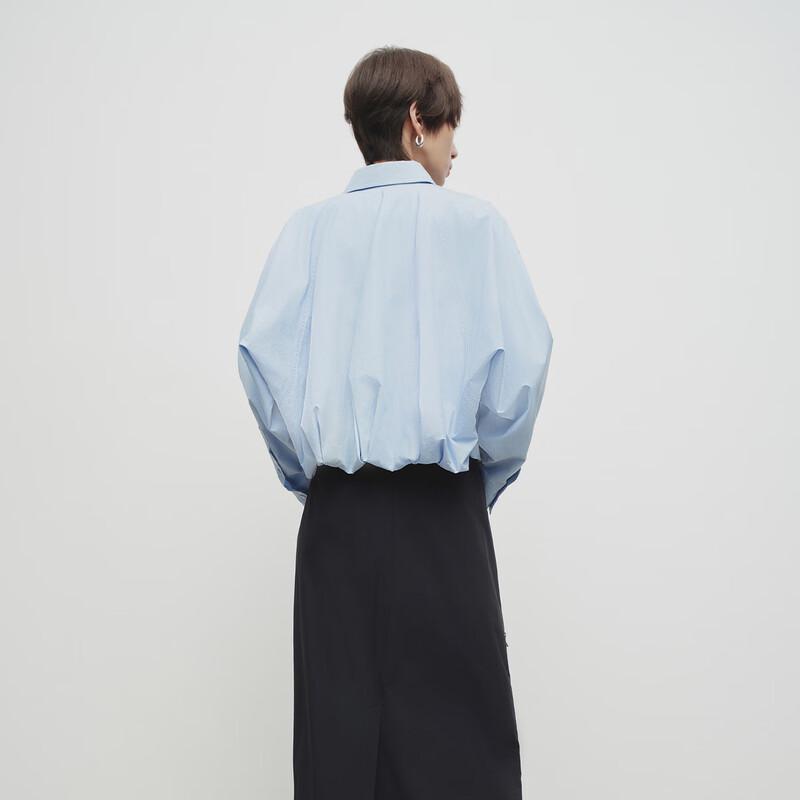 broadcast Women's Chinese Embroidered Petal Hem Short Jacket