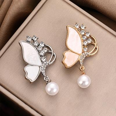 SXH 1PCS Butterfly Brooch Rhinestone Tassel Lapel Pin Elegant Brooch for Women Jacket Scarf Shawl Dress Decor
