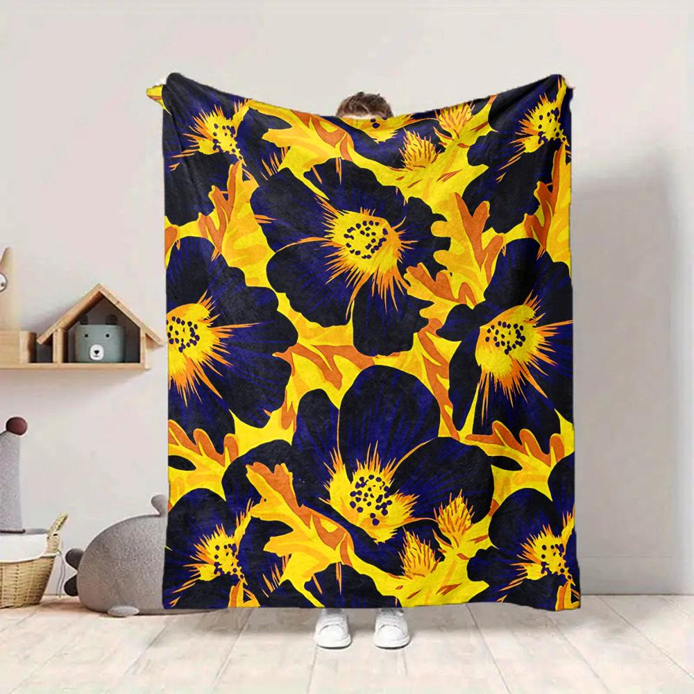 1pc Floral Pattern Blanket Warm, Cozy, And Soft, Suitable for Sofas, Beds, Cars, And Office Use.Perfect for Camping And Travel, Making It a Great Gift