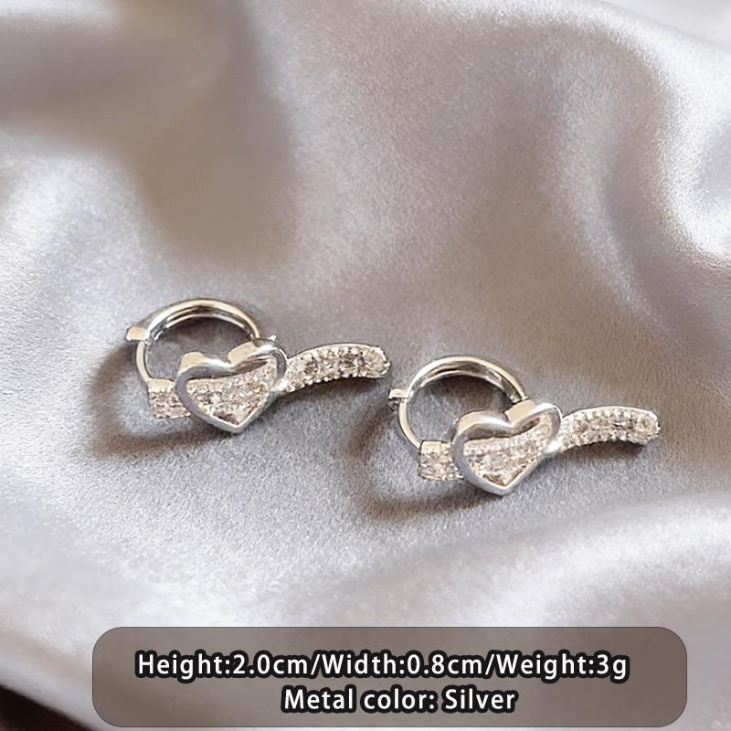 

2026 New Design Heart-Shaped Micro-Paved Zircon Belt Buckle Earring for Women Unique Jewelry Party Trend Gothic Girl’s Accessory срібний