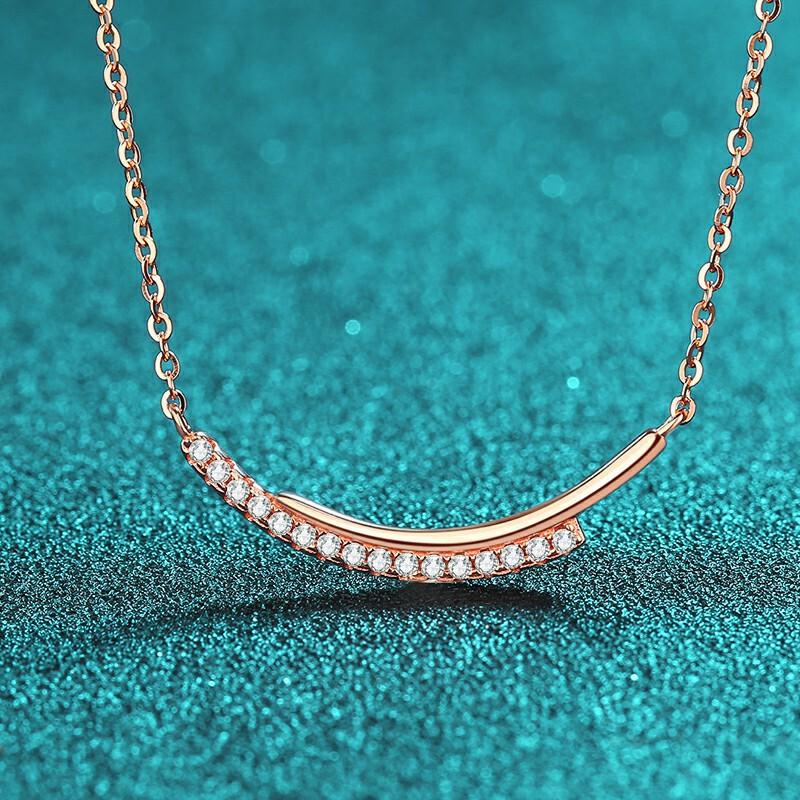 Elegant Champagne Gold Moissanite Necklace Women Sterling Leaf Pendant Minimalist Linear Chain Lightweight Daily