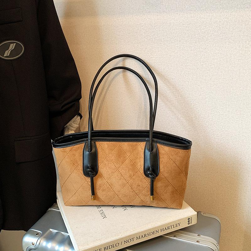 Retro Bag Women's Large Capacity Autumn and Winter Casual Shoulder Armpit Bag Rhombus Commuter Tote Bag