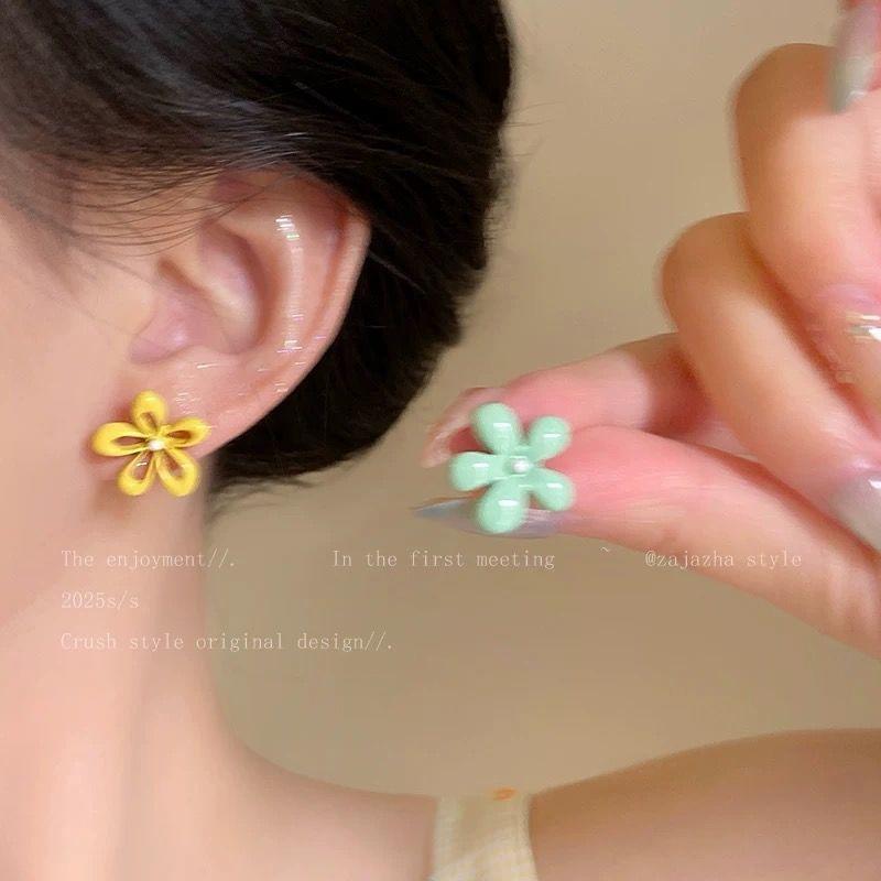 

Цветные хрустальные серьги-цветы нишевые милые темпераментные изысканные серьги-гвоздики с высоким чувством моды универсальные серьги