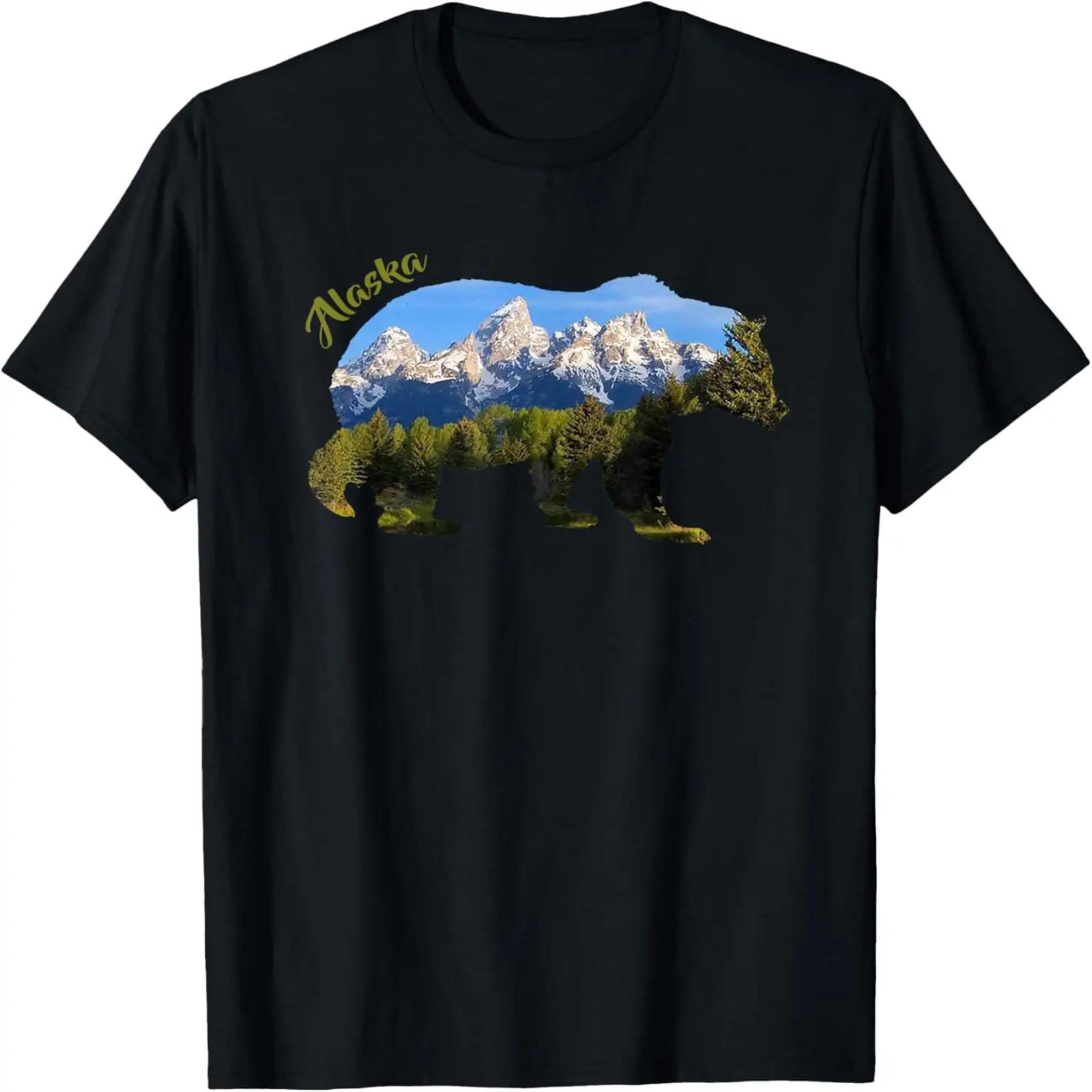 

Alaska - Alaskan Northern Light Trees with Bear T-Shirt XXXXXL різнокольоровий