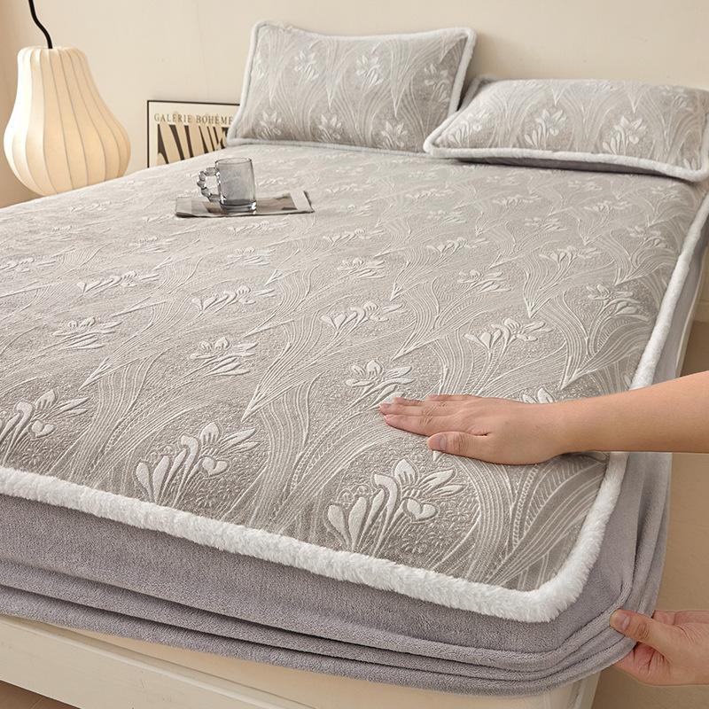 Thickened Milk Coral Fleece Mattress Cover Single Piece Fleece All-Inclusive Mattress Cover Mattress Cover Three-Piece Protective Cover