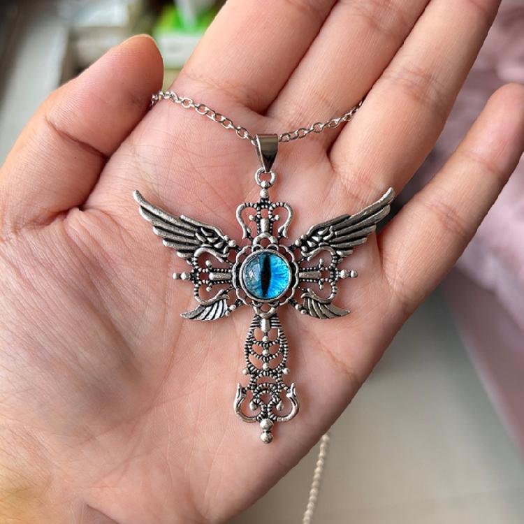 Trendsetting Crosses Pendant Necklace Adjustable Length Demon Wing Crucifix Necklace Fashion Neckchain for Daily Wear