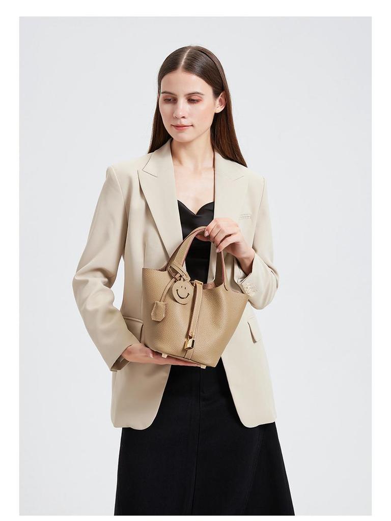 2025 Het Säljande Modekorg Hinkväska för Kvinnor – Högkvalitativ Nischdesign Handväska