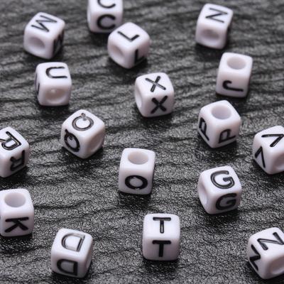 100Pcs 5.5mm Letter Beads Acrylic Cube Beads Letter Beads Large Hole Beads For Jewelry Making DIY Necklaces And Bracelets