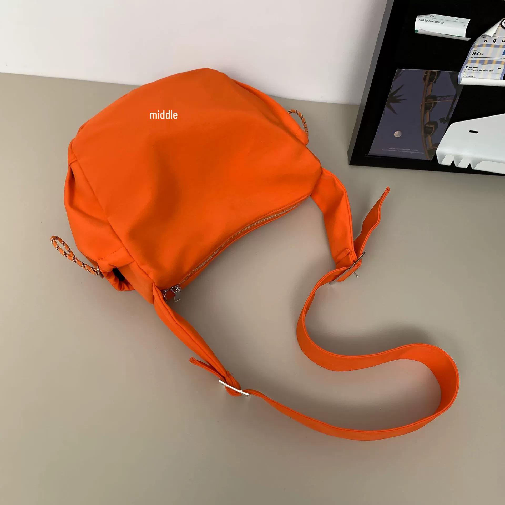 

Унисекс Нейлоновая сумка-пельмень кроссбоди большой вместимости для повседневной носки, спорта и фитнеса Small оранжевый