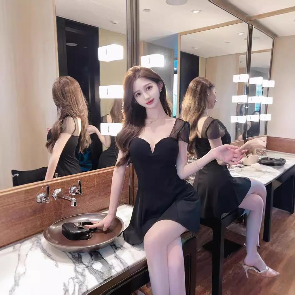 Deep V-neck sexy mesh splicing short sleeves waist thin A-shaped skirt women's autumn black versatile dress short skirt