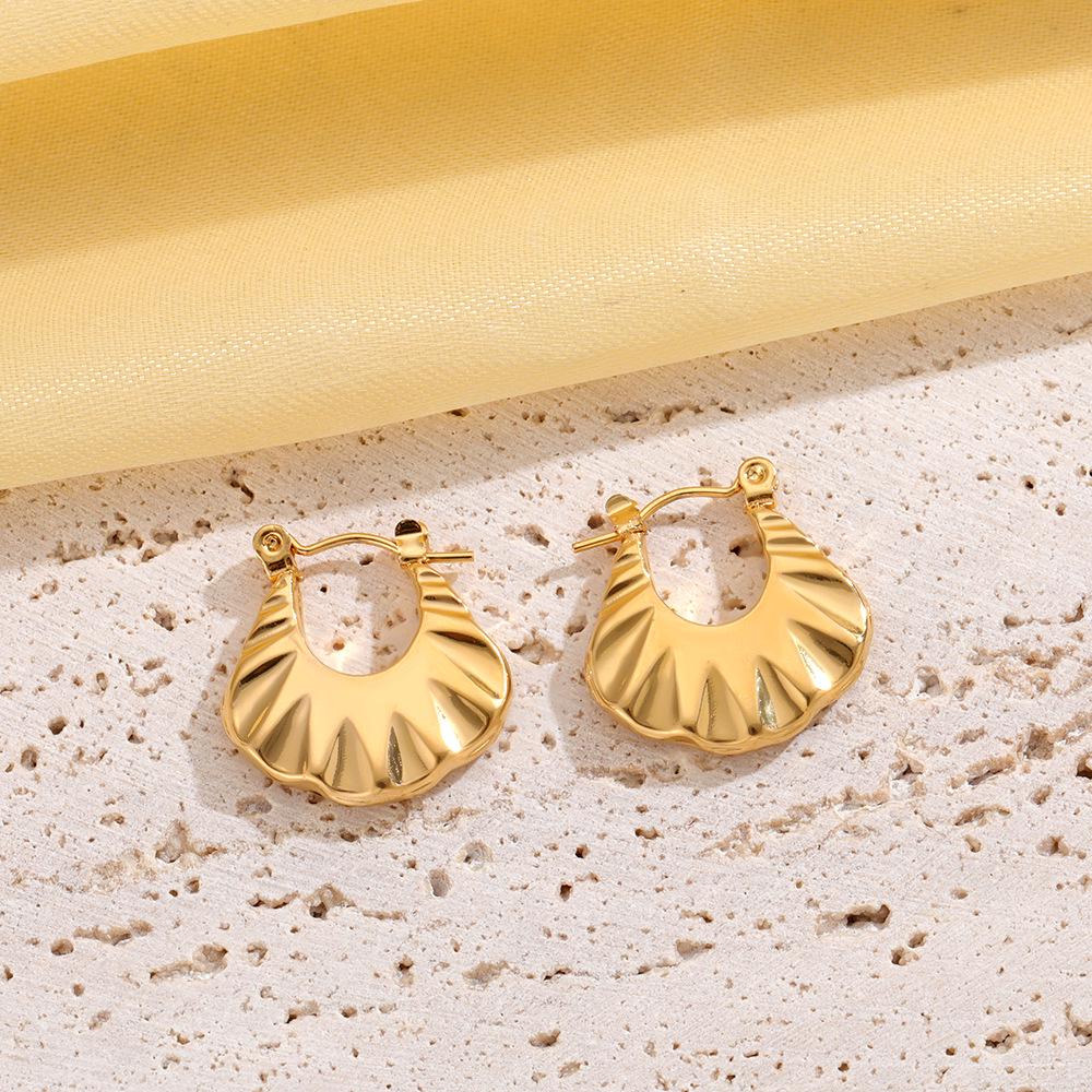 Stylish Gold Heart-Shaped Hoop Earrings for Women