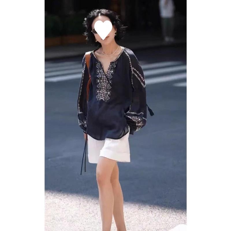 Women's Versatile Retro Ethnic Style Long-Sleeve Round Neck Top 2025