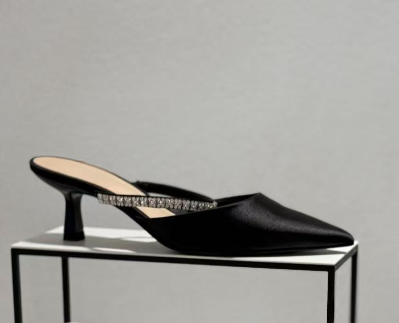 CHENGMAIZU25 Summer Rhinestone Pointed-Toe Stiletto Mules - Women's Closed-Toe Sandals