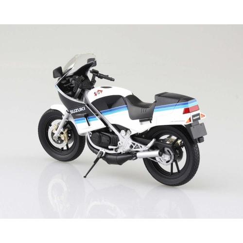 Skynet 1/12 Scale Complete Motorcycle Suzuki RG250 Blue x White