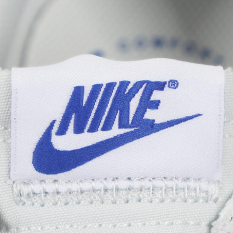 Nike Waffle Debut