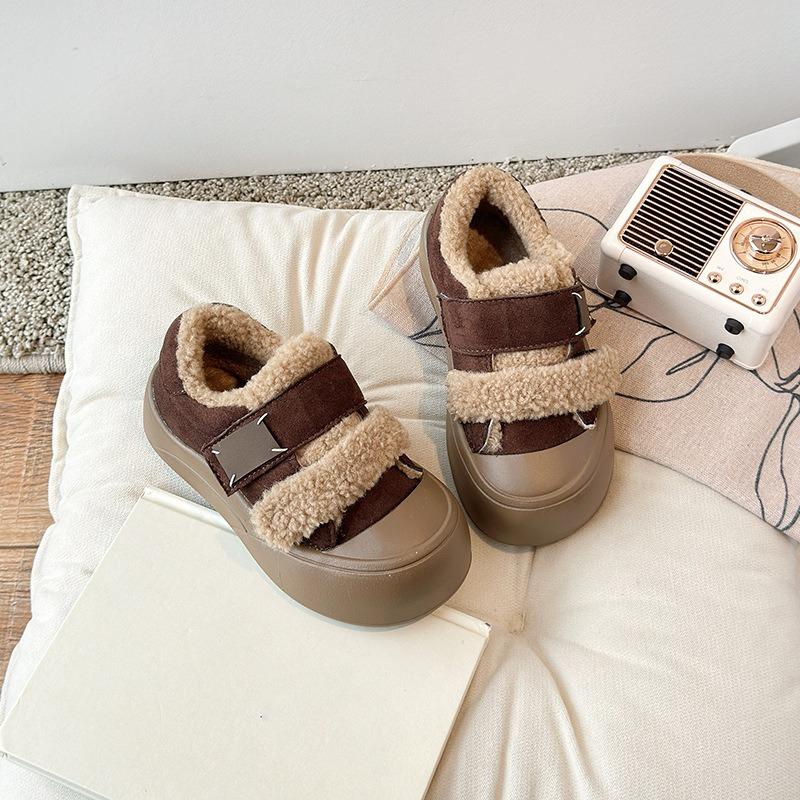 Winter new style children's shoes, Korean-style lamb wool girls' cotton shoes, fleece-lined warm closed-toe anti-kick furry shoes