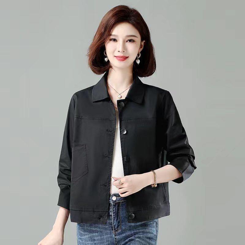 Kurzer, lockerer Freizeitmantel mit Reverskragen für Damen und Mädchen in Übergrößen – ideal für den Herbst