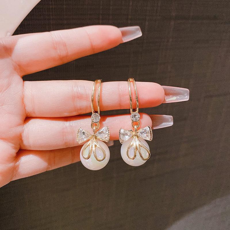 Light Luxury High-end Bow Flash Diamond Pearl Celebrity Earrings New Temperament Trendy Versatile Earrings