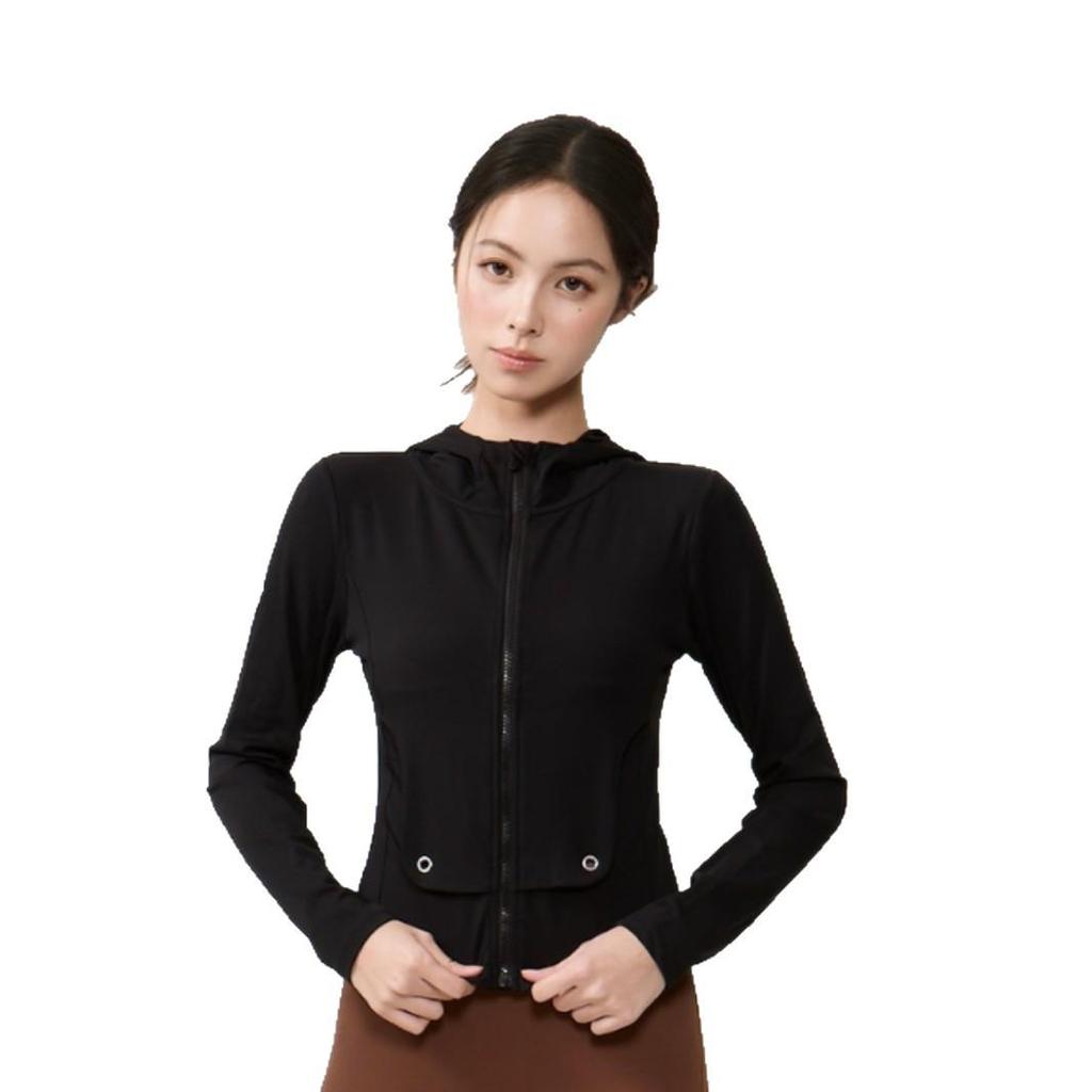 Lu Chuan Slim Fit Hooded Yoga Jacket with Waistband Pocket and Zipper.