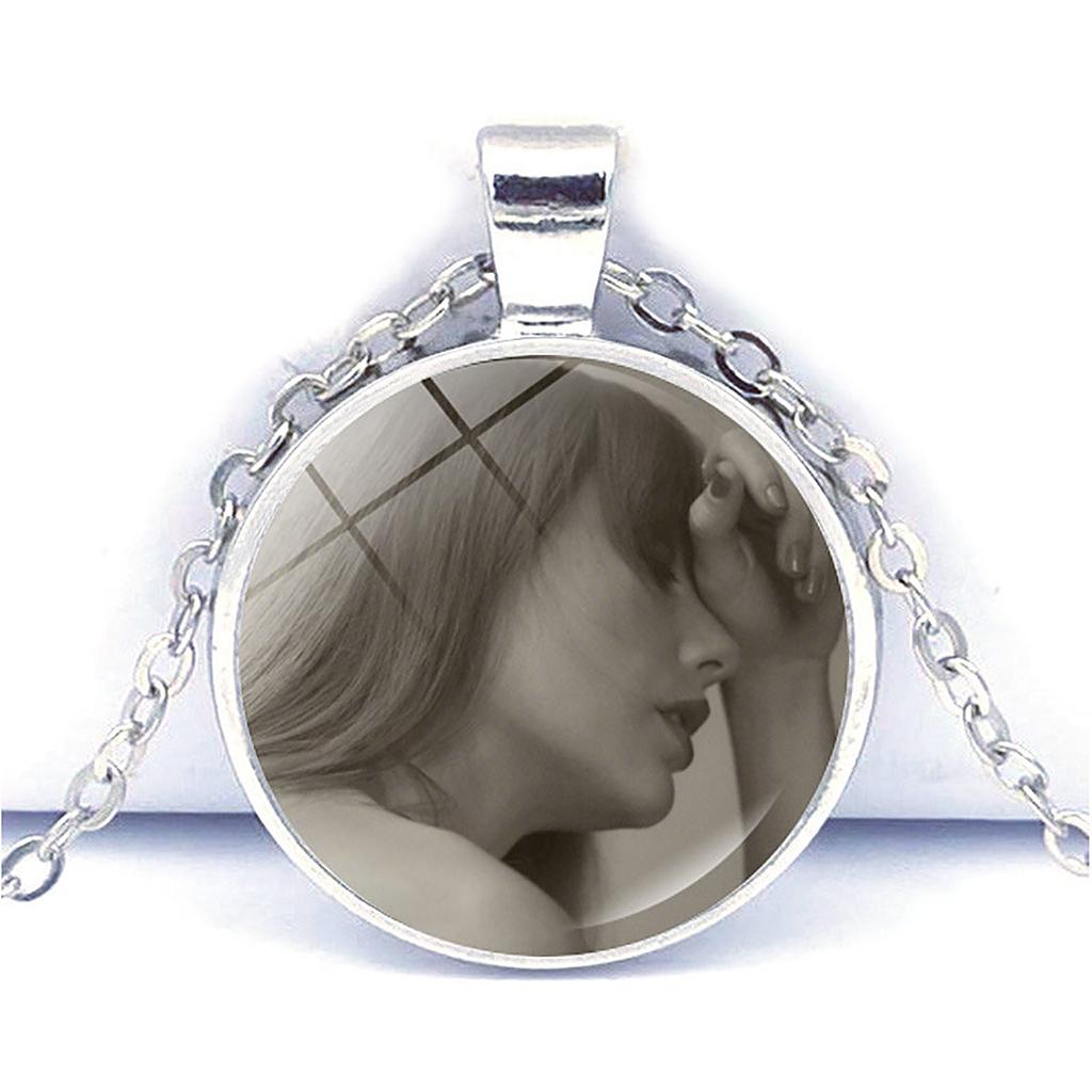 Elegant Pendant Necklace For Women Fashion Minimalist Jewelry Accessory For Daily Wear And Gift Giving