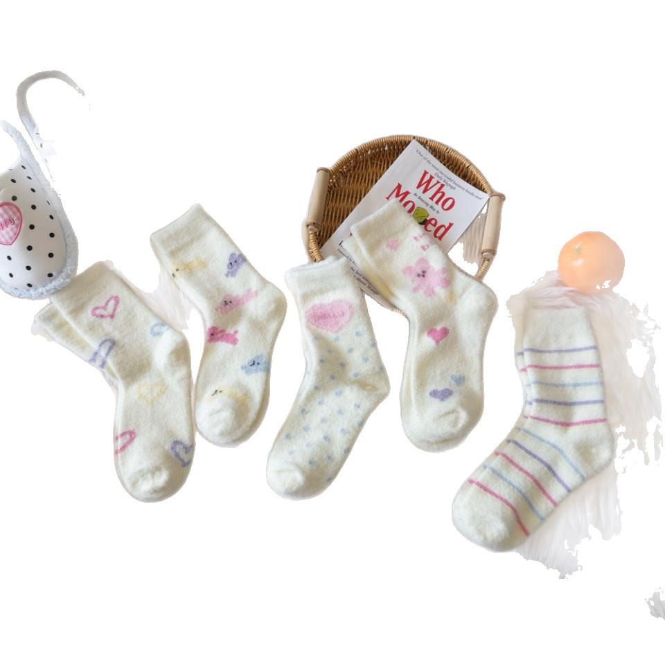 Cute Cartoon Pink Plush Wool Mid-Calf Warm Women's Socks – Winter Fleece-Lined Sleep & Floor Socks