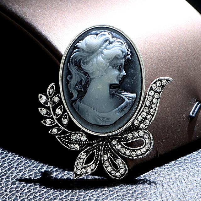 

Новая брошь с тиснением в виде головы красоты, 20 доступных стилей, классическая модная булавка, ювелирные изделия для свадебной вечеринки, жемчужный горный хрусталь, материал