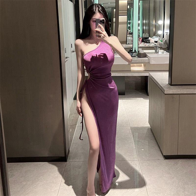 Celebrity Elegant 2026 Slanted Shoulder Hollow Waist Lace-up Dress Pure Summer Hip Dress