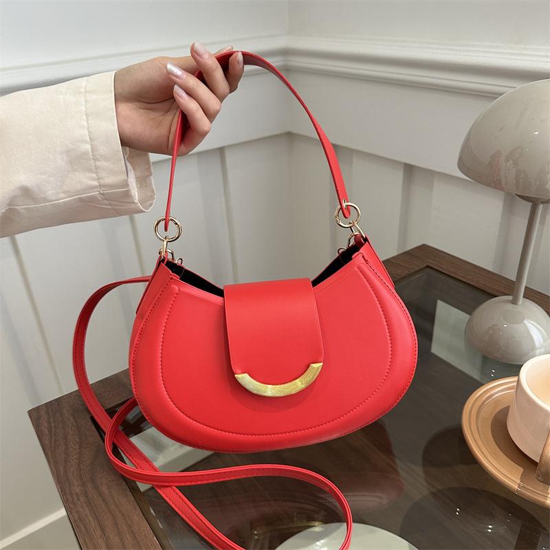Vintage Simple Fashion Commuter Women Single Shoulder Underarm Saddle Bag
