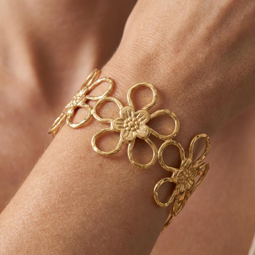 Stainless Steel Wide Bangles for Women Exaggerated Hollow Flower Sun Geometric Cuff Bracelet Vintage Wedding Jewelry Gifts