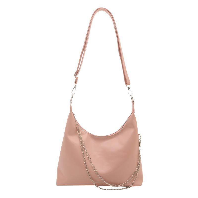 Fashion highvalue underarm bag women's spring new simple wind chain commuter shoulder messenger bag