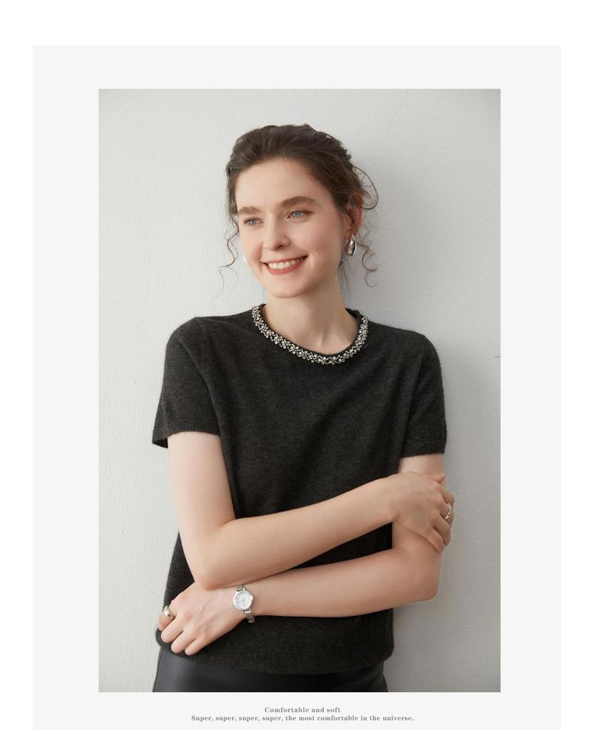 Women's Rhinestone Cashmere Sweater - Short-Sleeved, Skin-Friendly Knit, Round Neck, Perfect for Autumn/Winter.