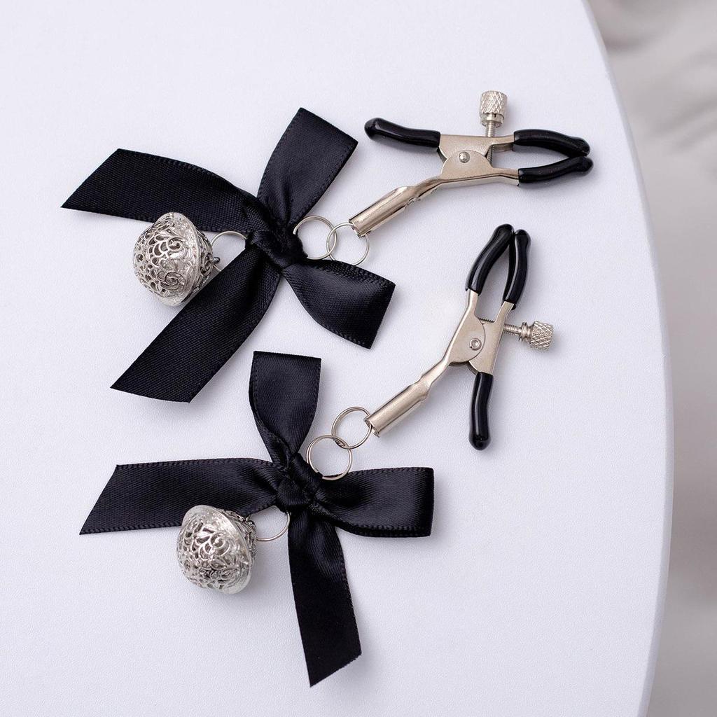 SM Adjustable Nipple and Breasts Clamps with Bow Tie for Couples