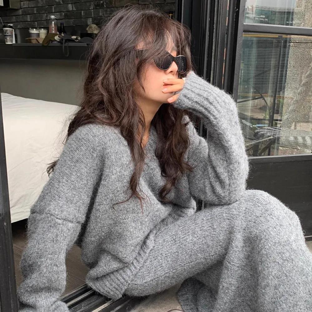 

Осенне-зимний женский комплект из свитера в стиле ленивой юбки с V-образным вырезом, трикотажный свитер, топ и полуюбка, комплект из двух предметов L серый