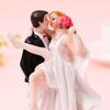 Resin Couple Doll Bride Groom Styling Micro Landscape Ornaments For Wedding Engagement Cake Decoration